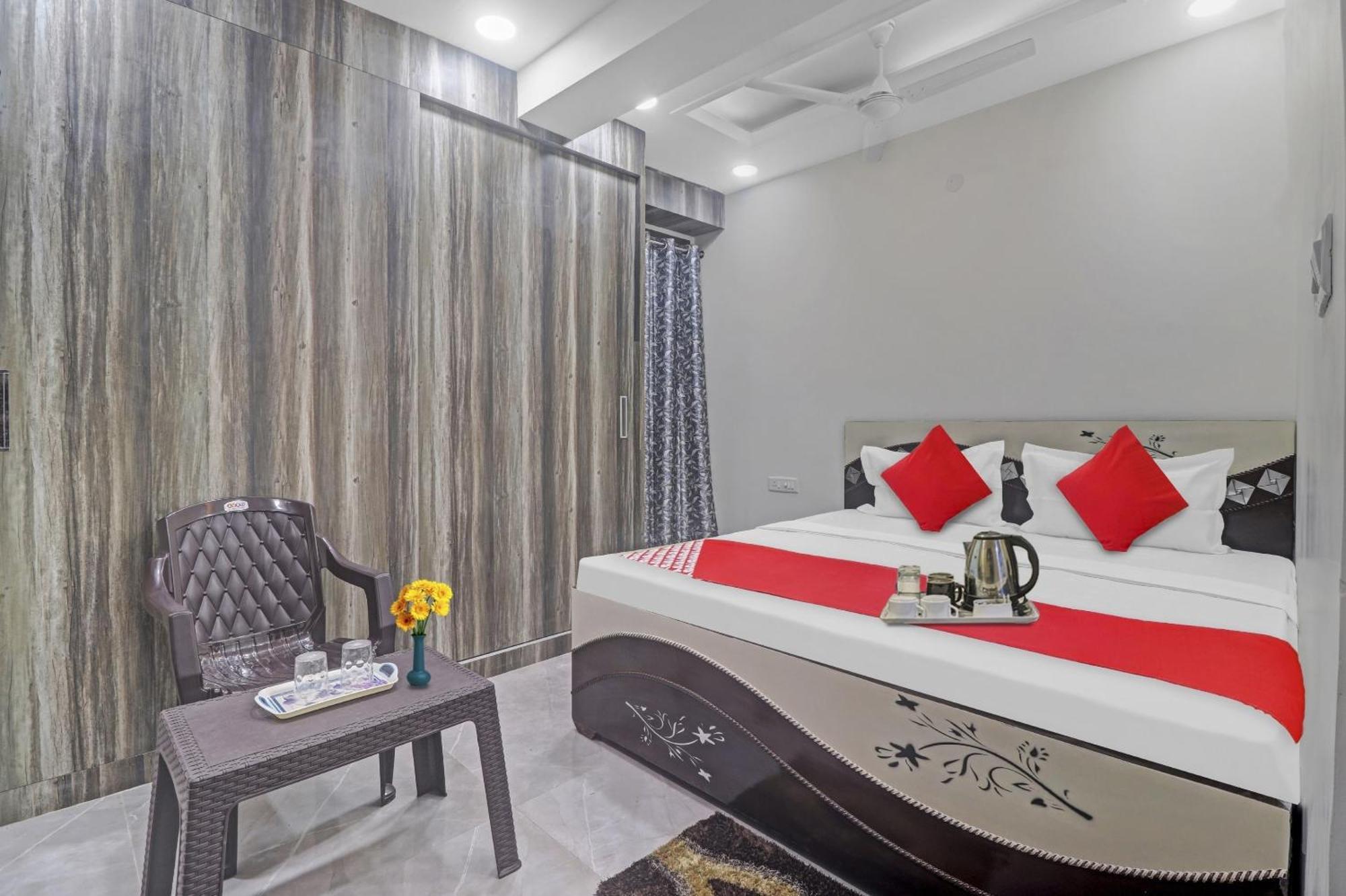 Hotel O Amazing Guest House Nova Deli Exterior foto
